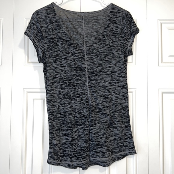 Victoria’s Secret VSX Sport Top - Picture 2 of 3